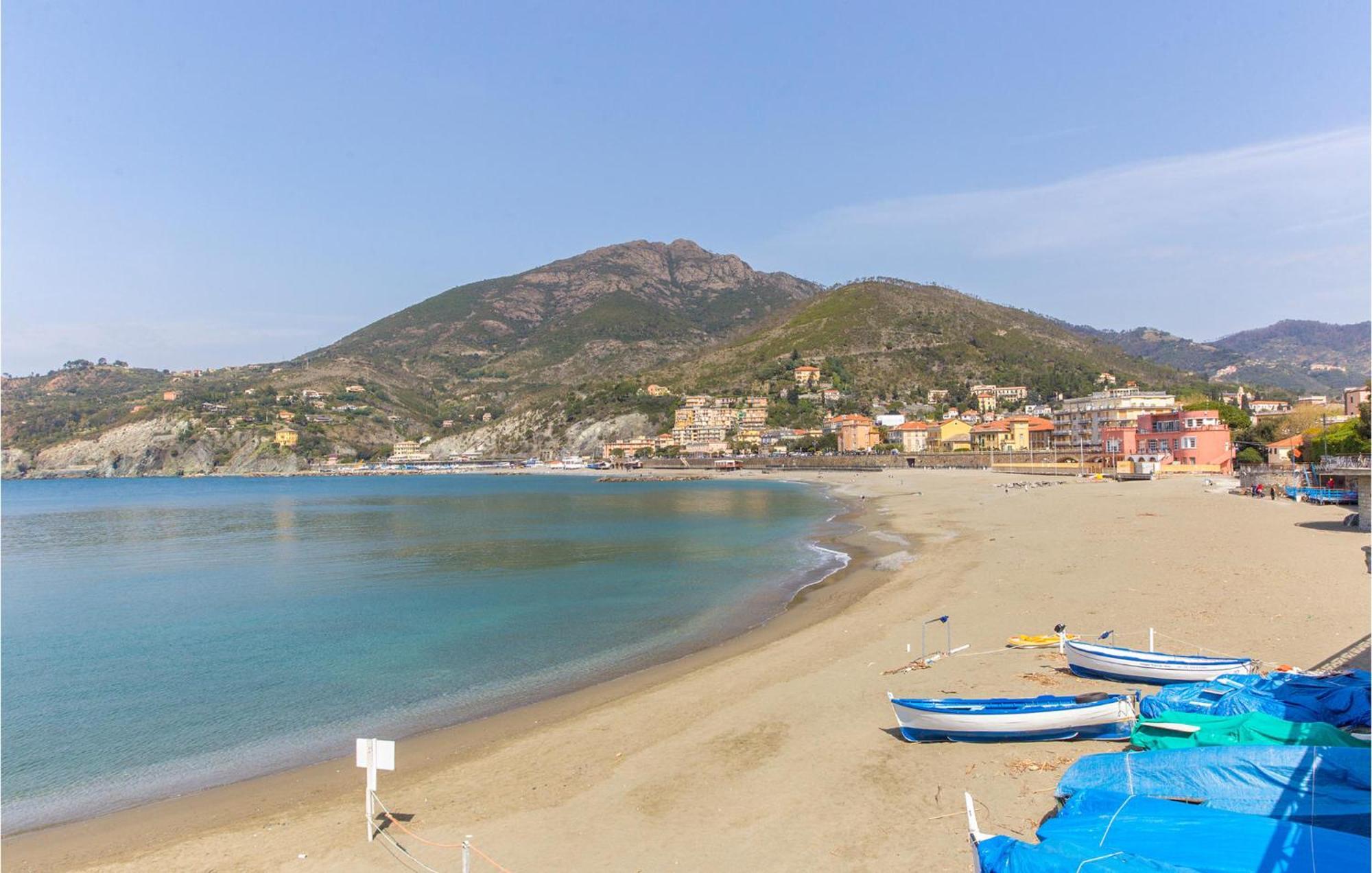 Gorgeous Apartment In Levanto With Kitchen Exteriér fotografie